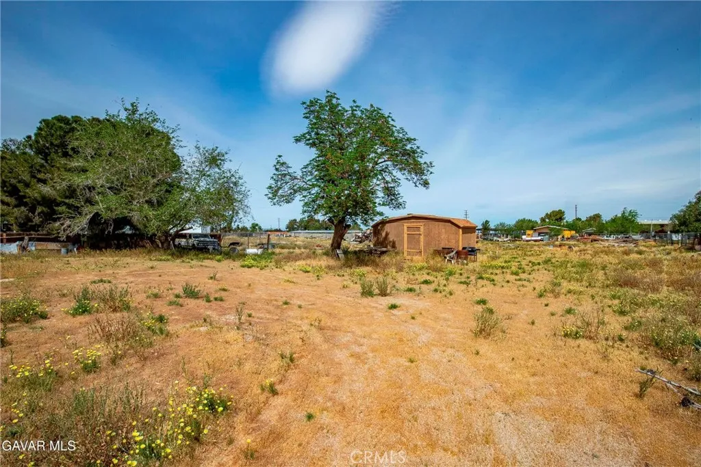 main property photo 17