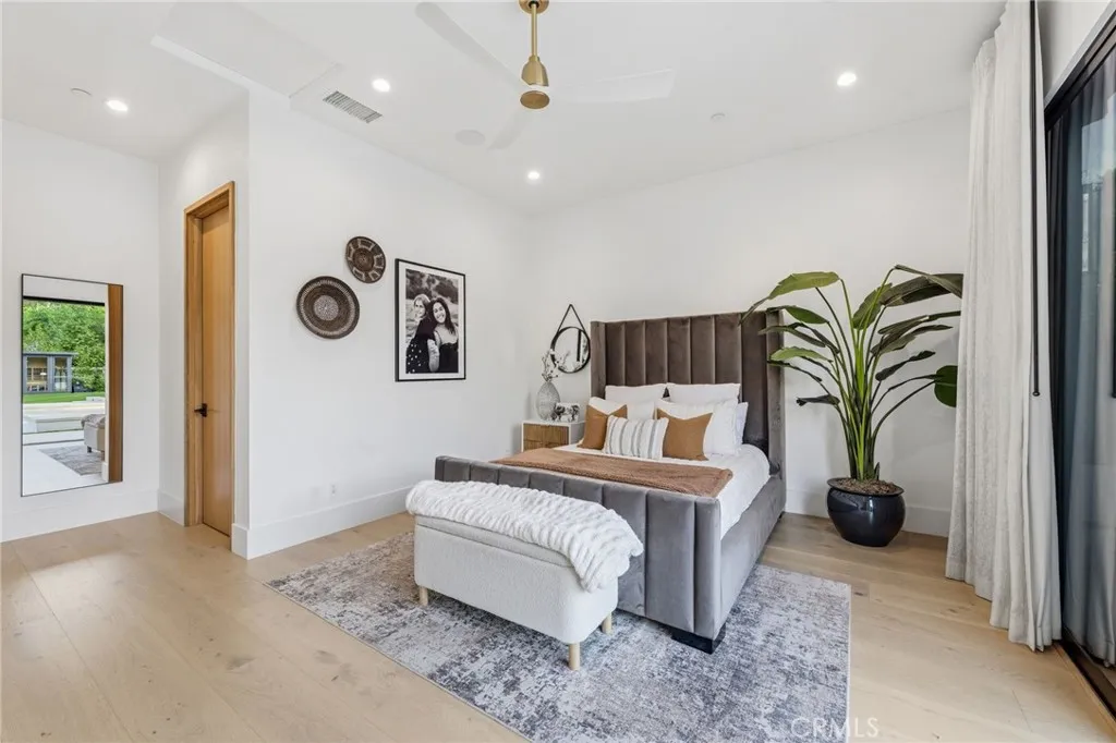 main property photo 63
