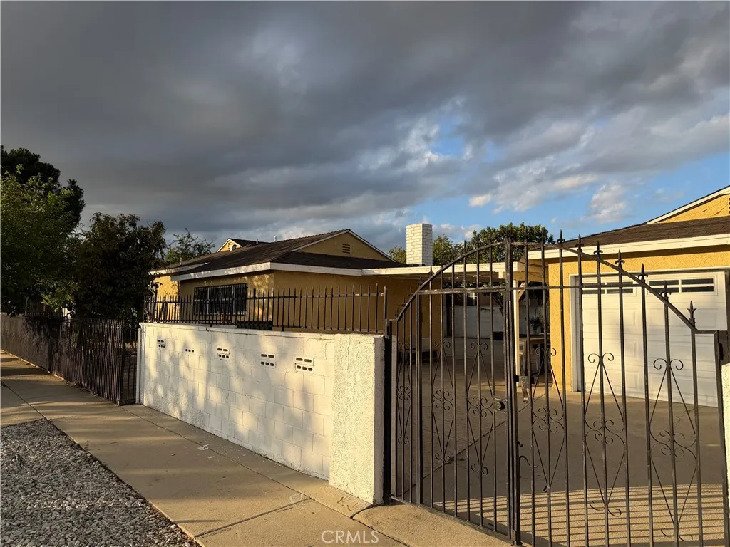 main property photo 17