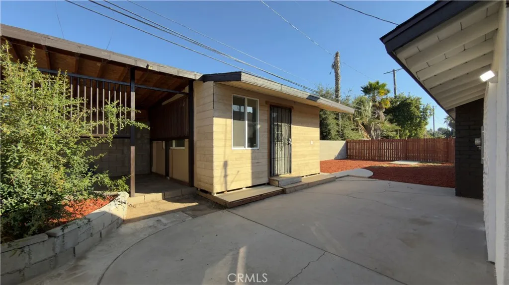 main property photo 22