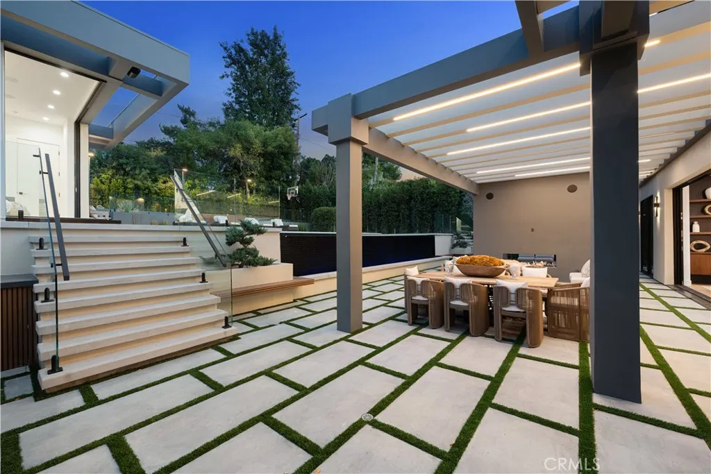 main property photo 62