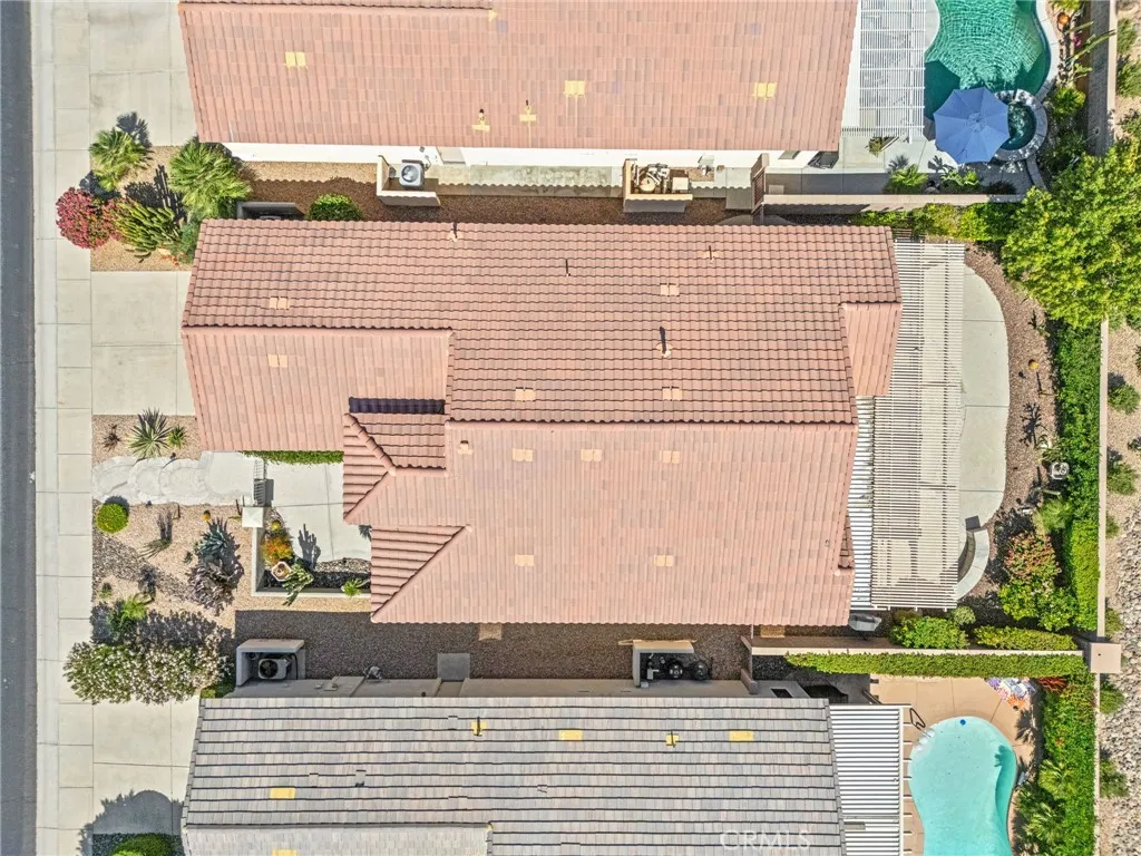 main property photo 47