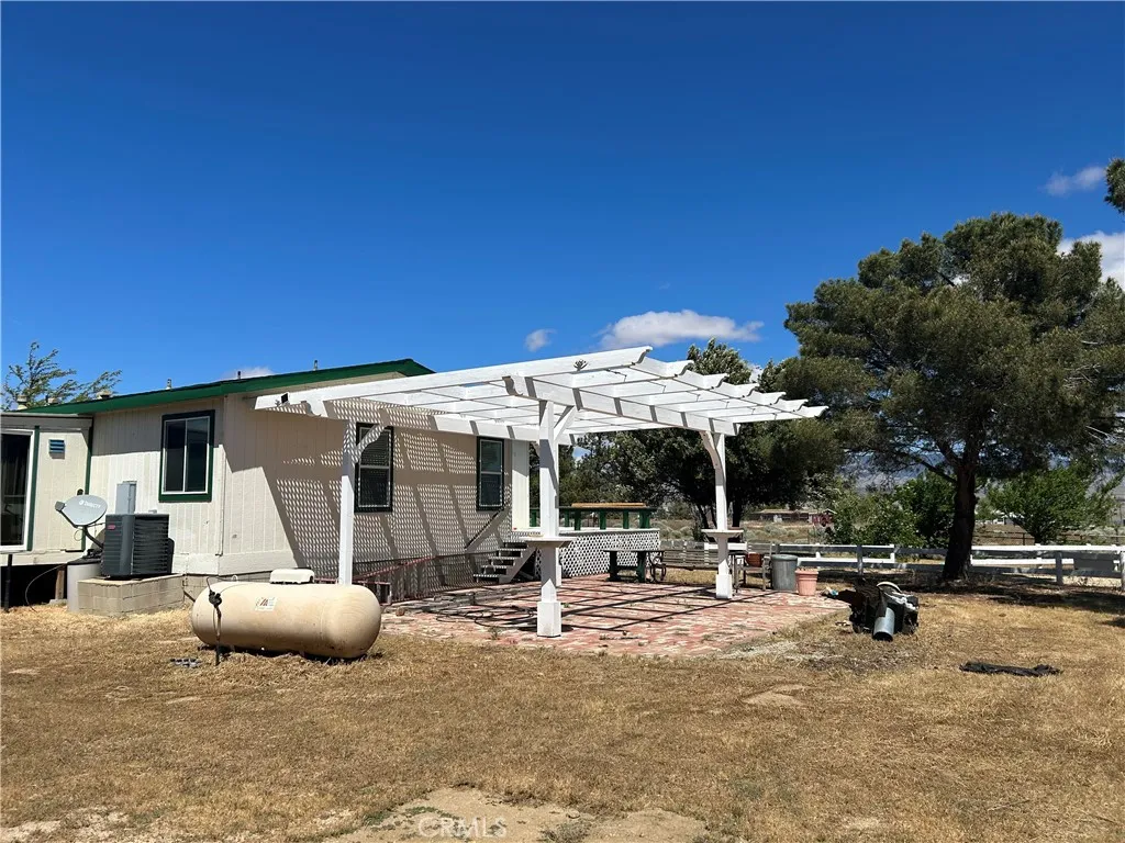 main property photo 14