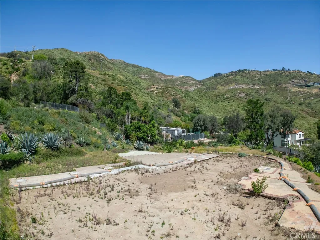 main property photo 19