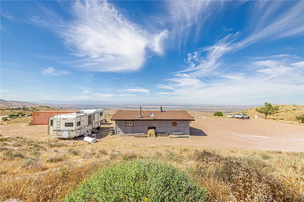 main property photo 24