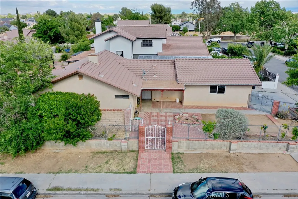 main property photo 5