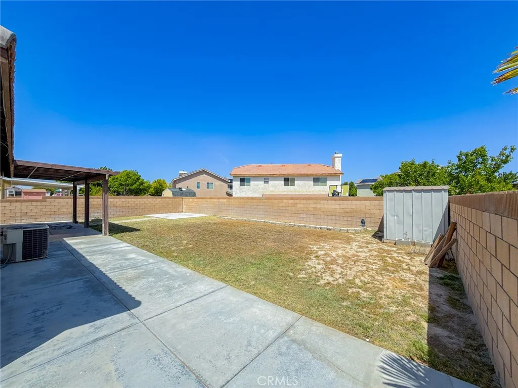 main property photo 13