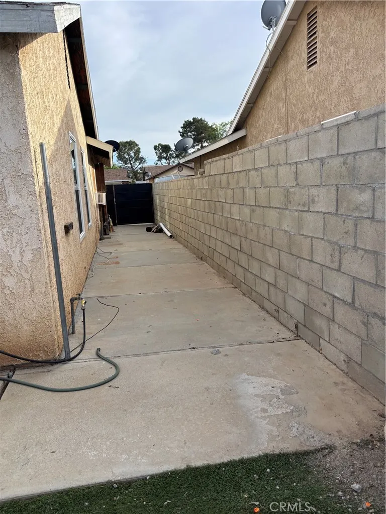 main property photo 10