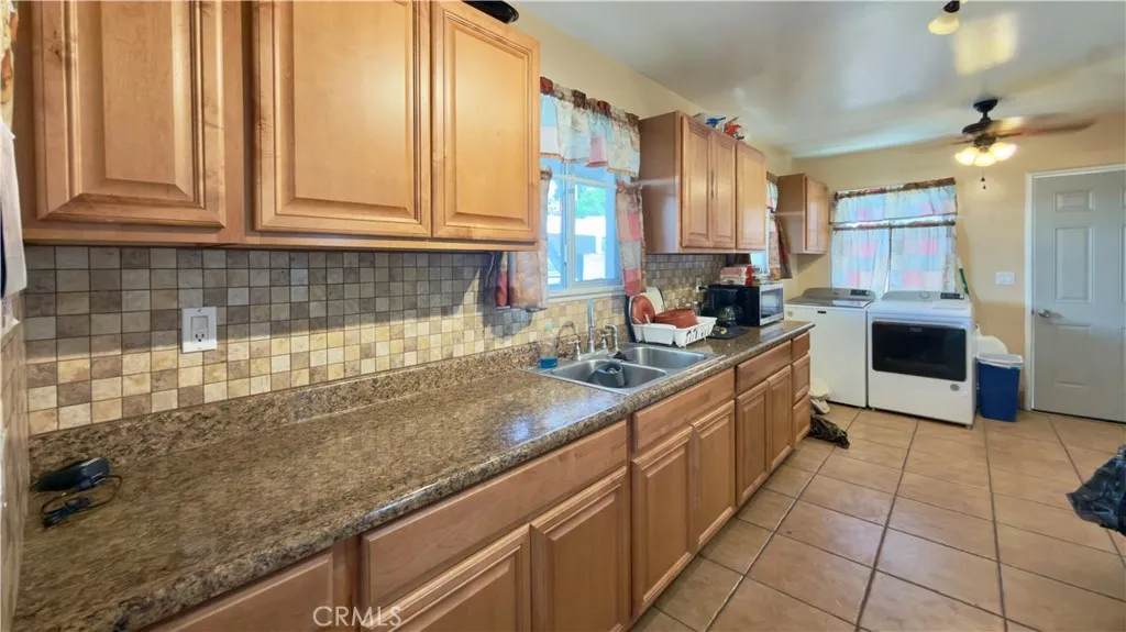 main property photo 15