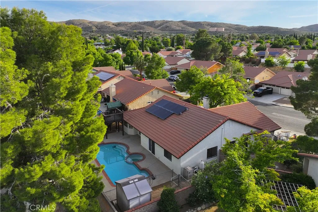 main property photo 31