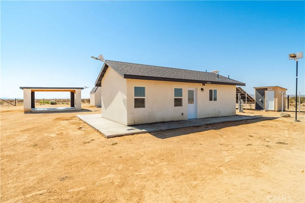 main property photo 9