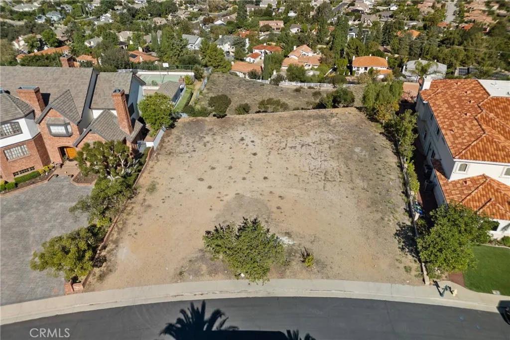 main property photo 11