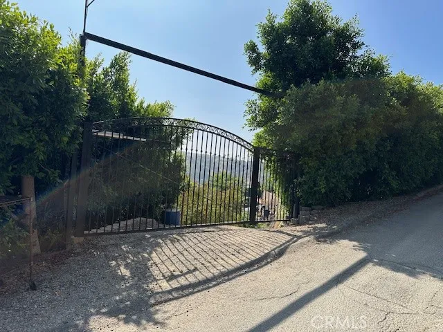 main property photo 26