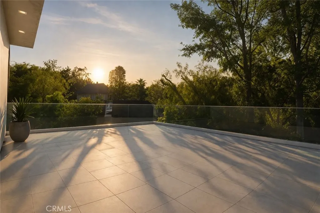 main property photo 68