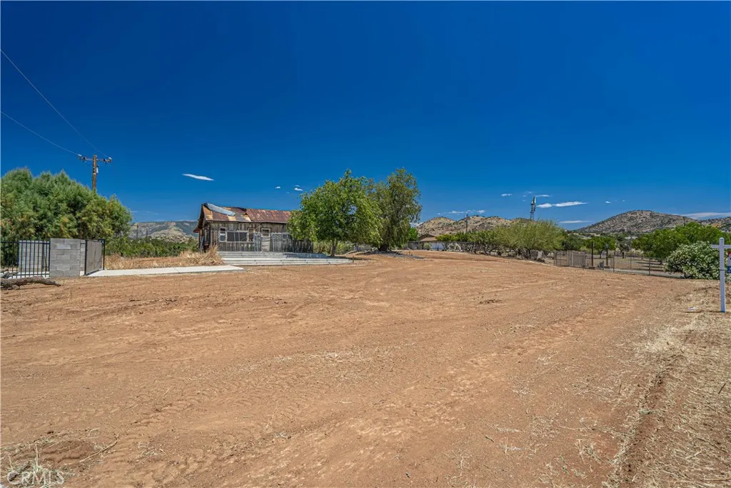 main property photo 19