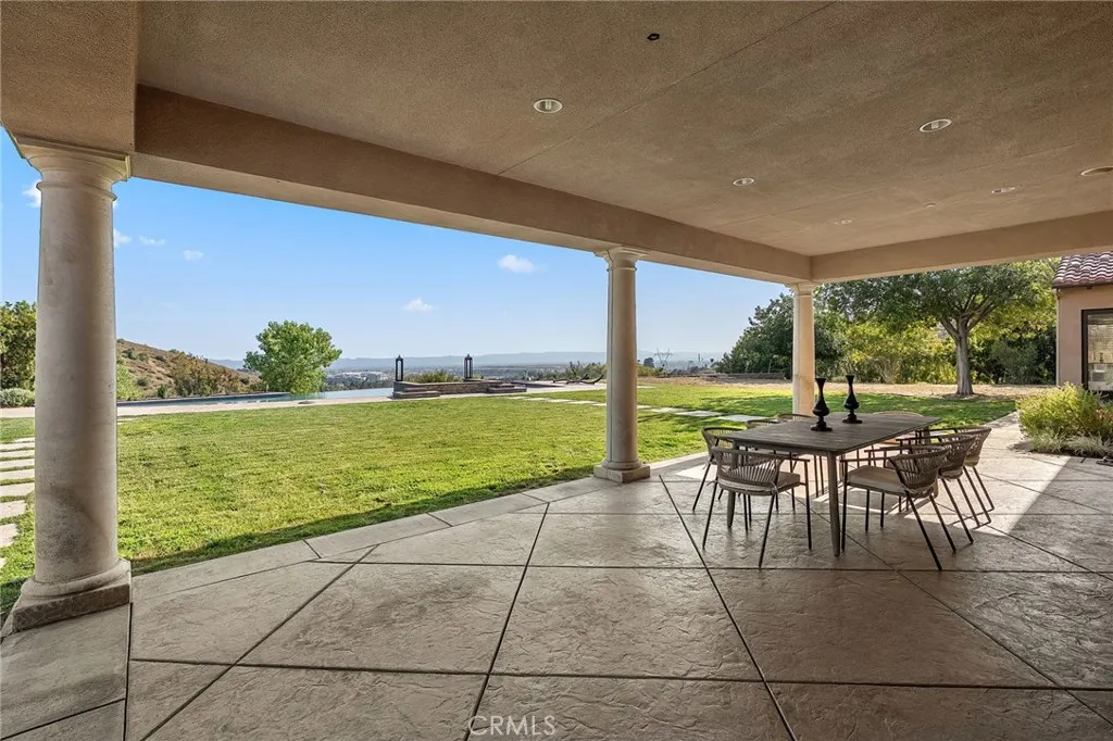 main property photo 29