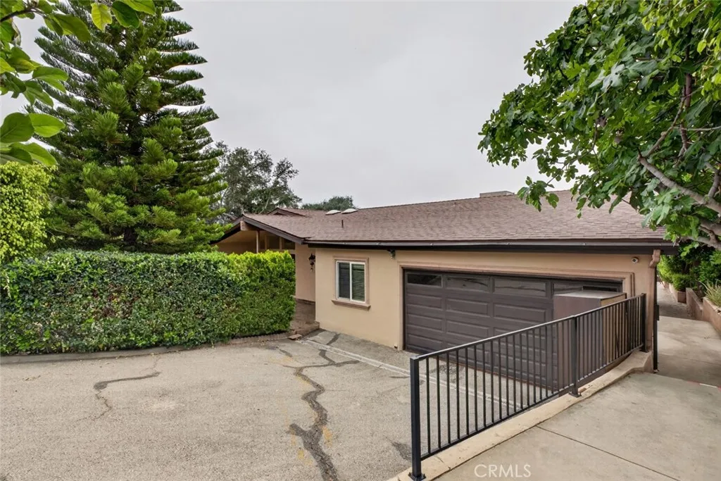 main property photo 68