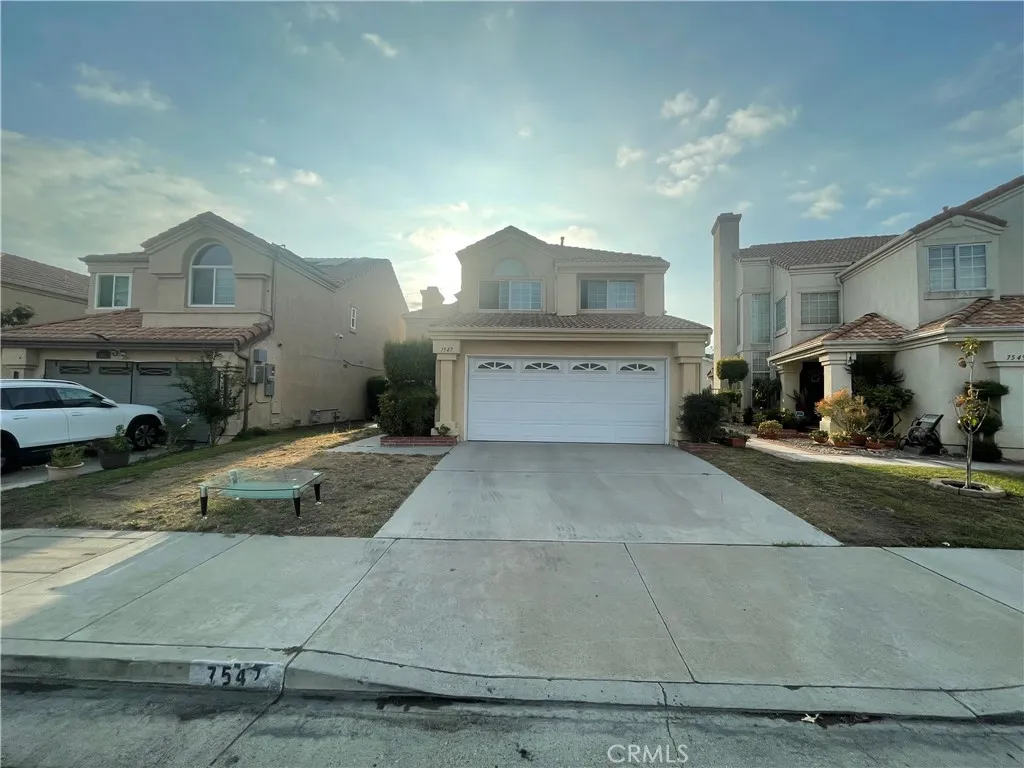 main property photo 1