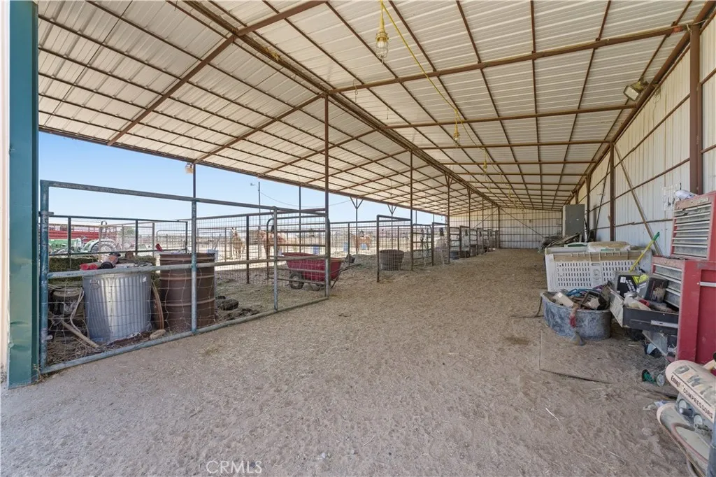 main property photo 20