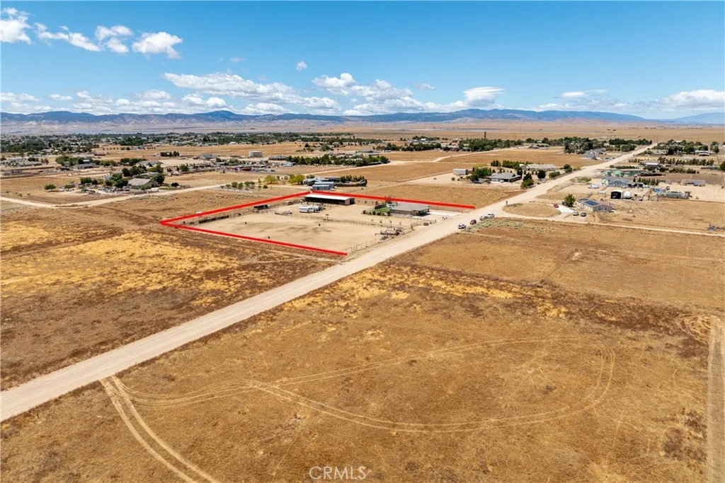 main property photo 27