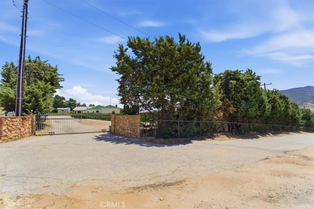 main property photo 40