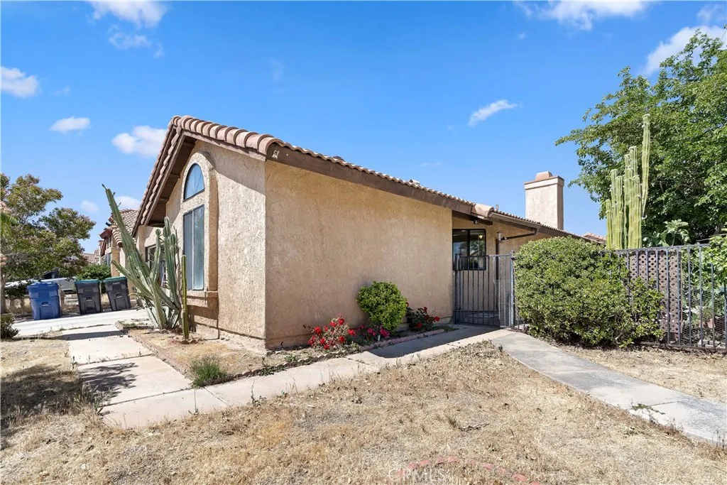 main property photo 3
