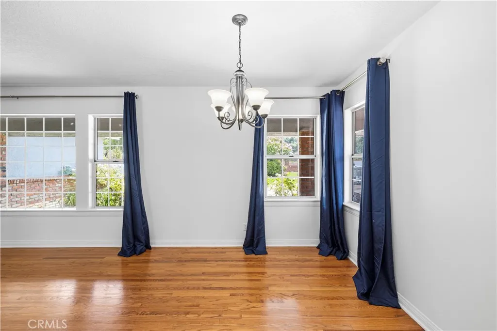 property viewer photo 41