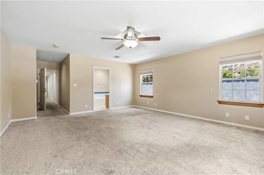 property viewer photo 50