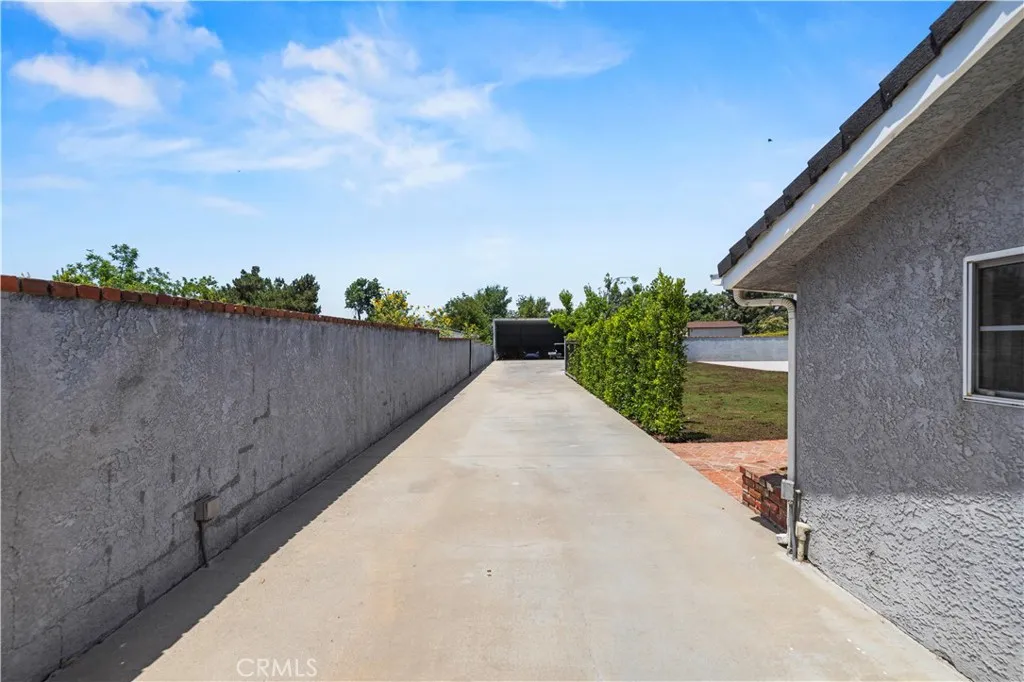 property viewer photo 8