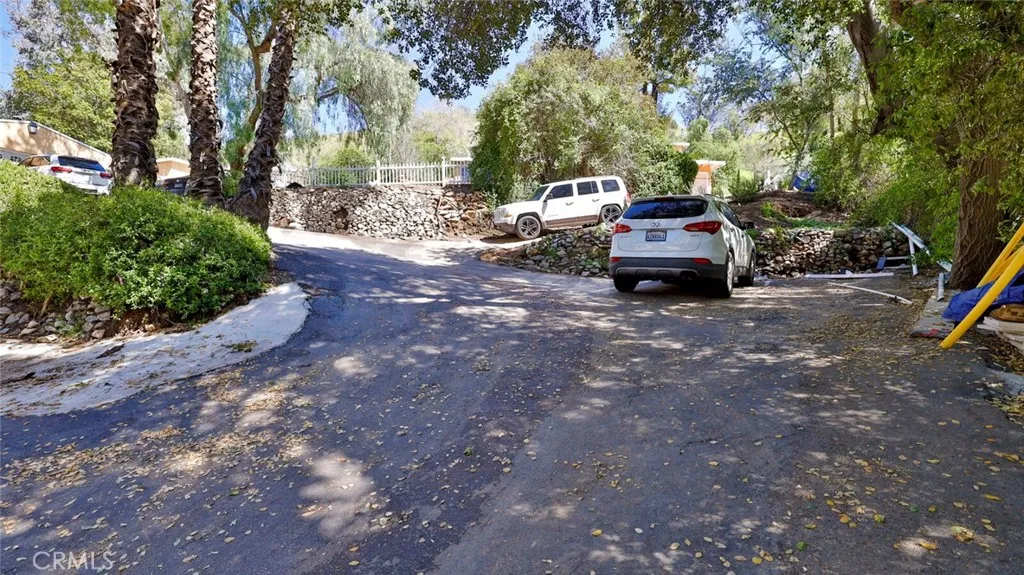 main property photo 50
