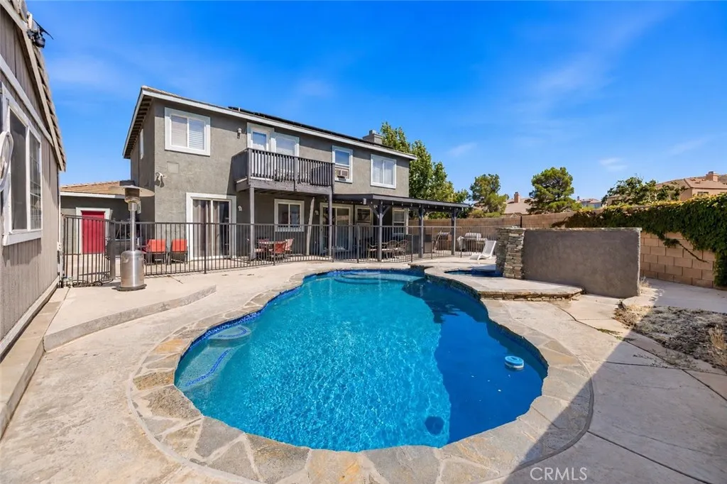 main property photo 31