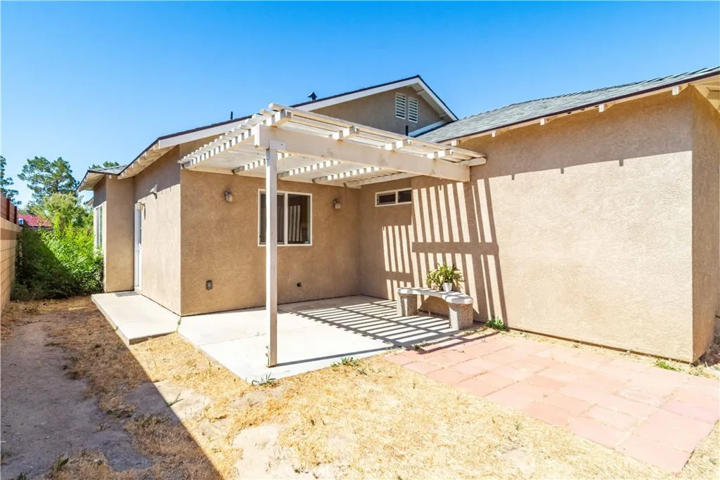 main property photo 31
