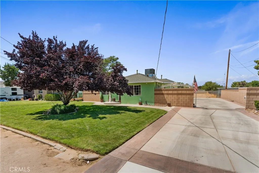 main property photo 41