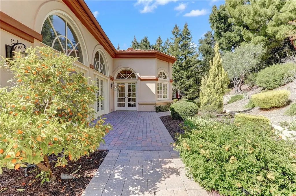 main property photo 60