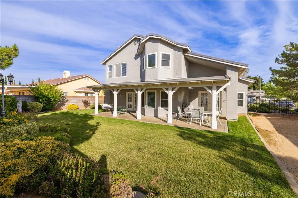 main property photo 40