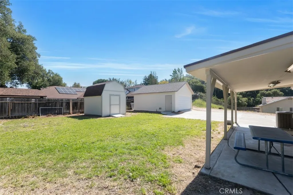 main property photo 30