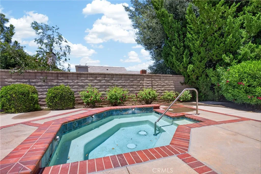 main property photo 51