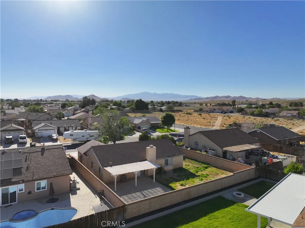 main property photo 12