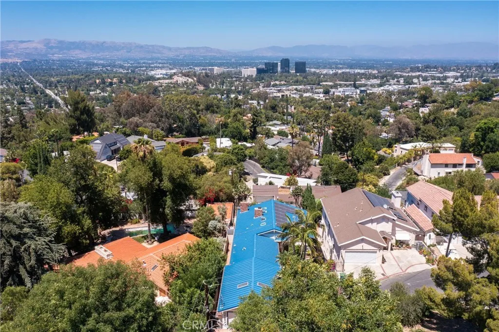 main property photo 67