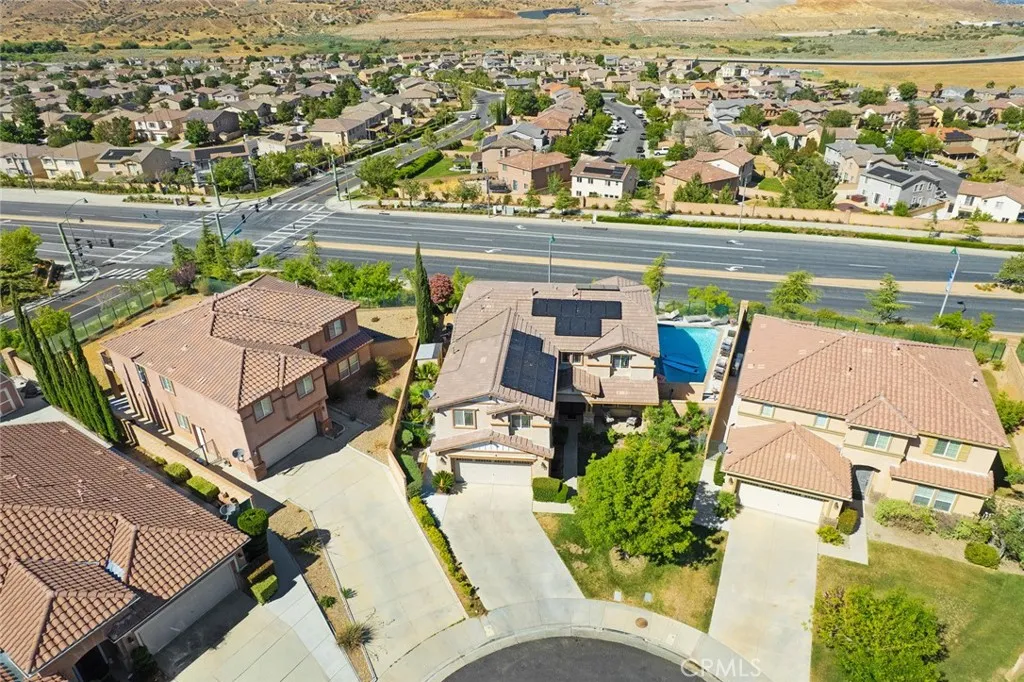 main property photo 50