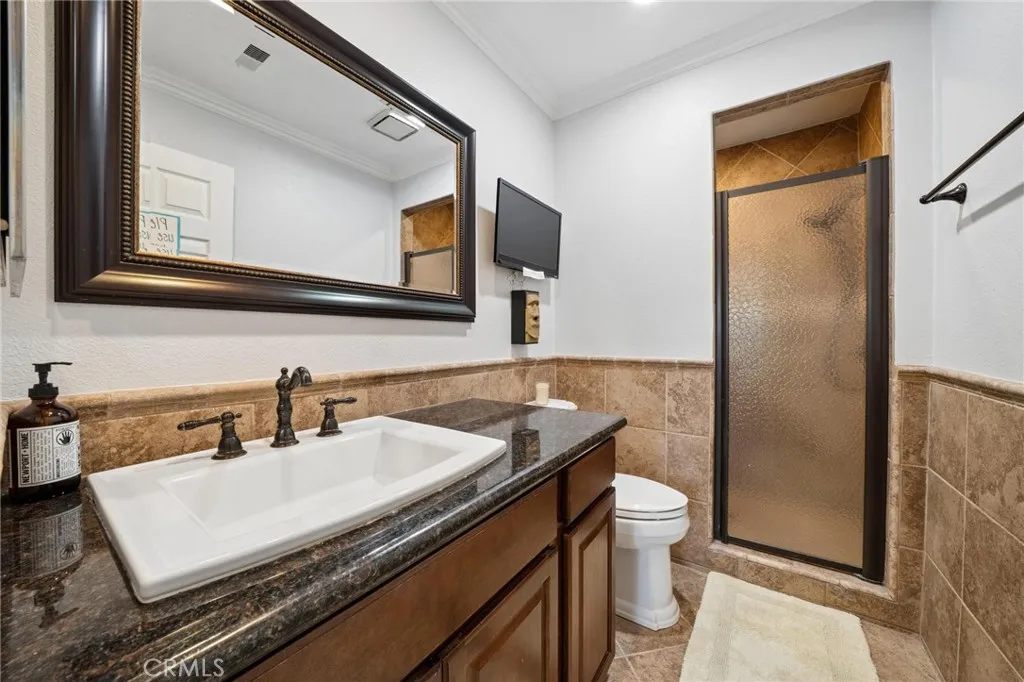 main property photo 60