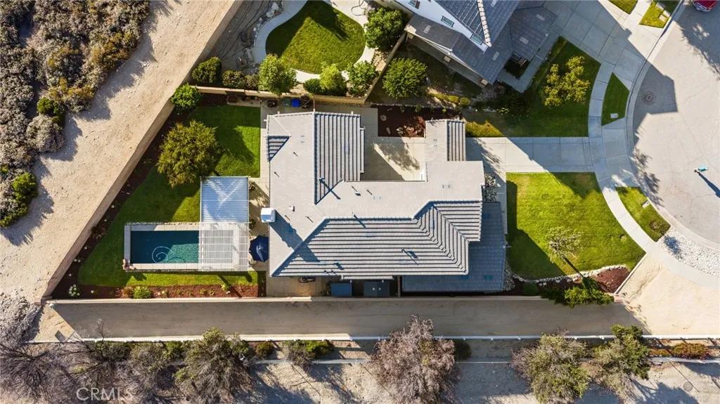 main property photo 58