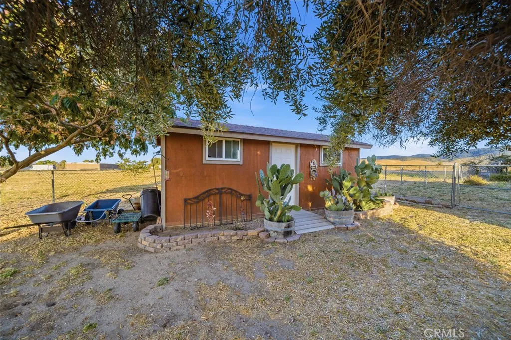 main property photo 36