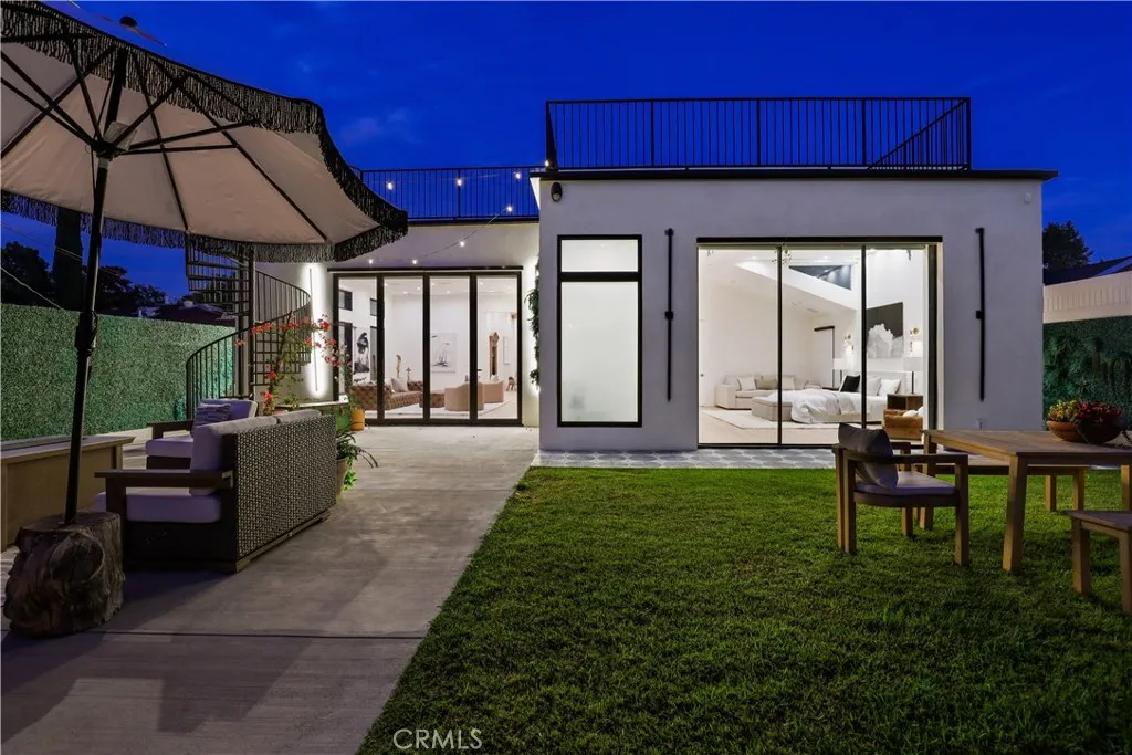 main property photo 50