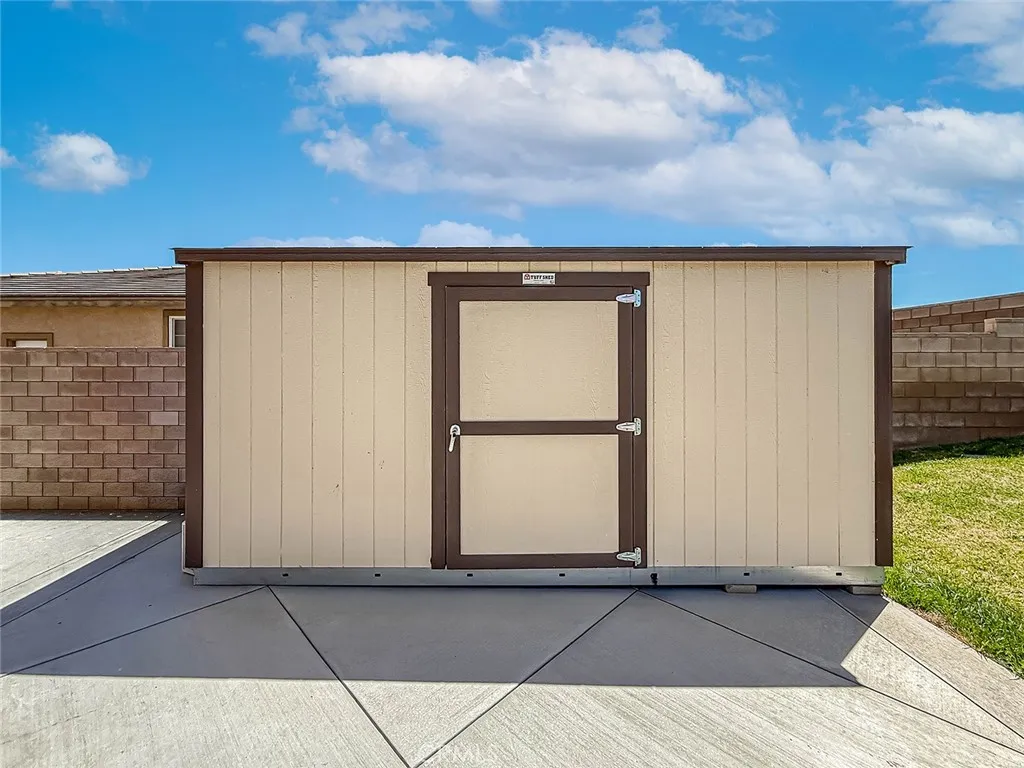 main property photo 49