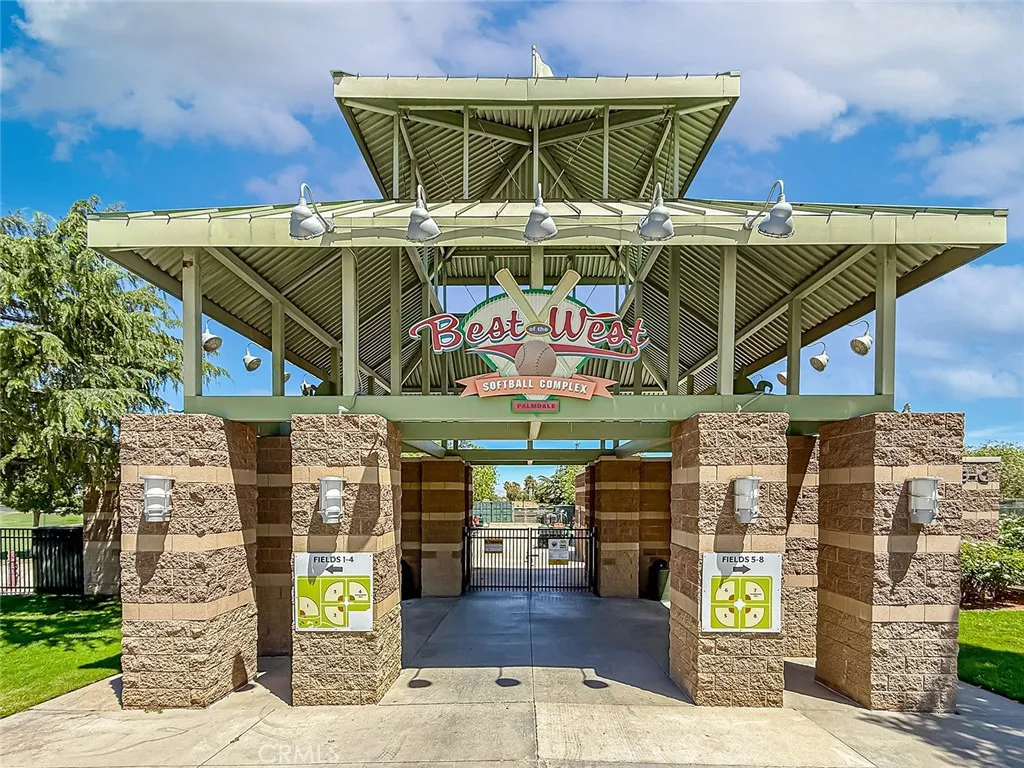 main property photo 63