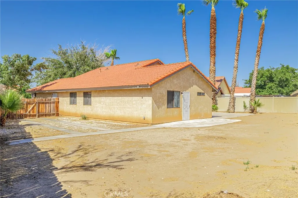 main property photo 30