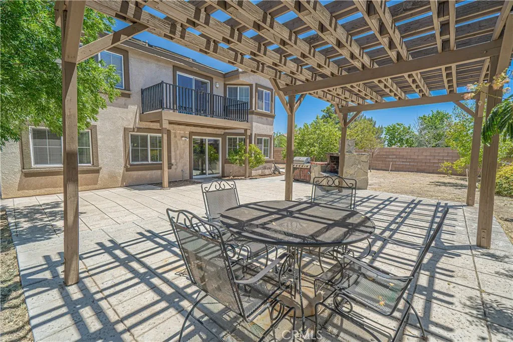 main property photo 45