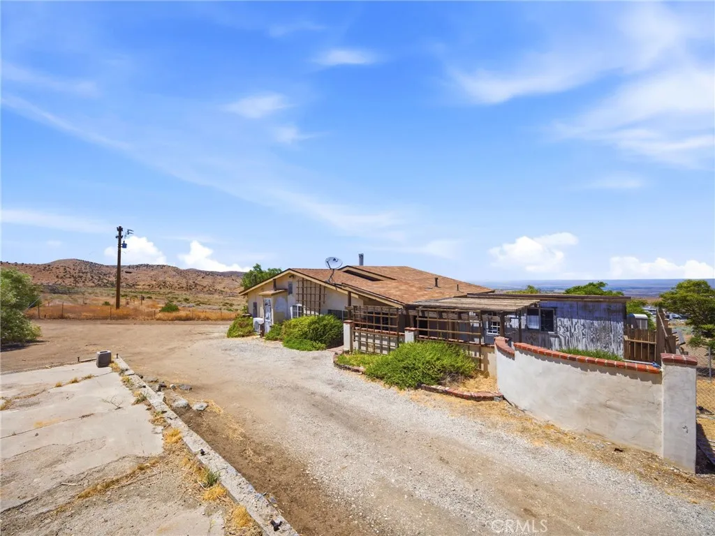 main property photo 14