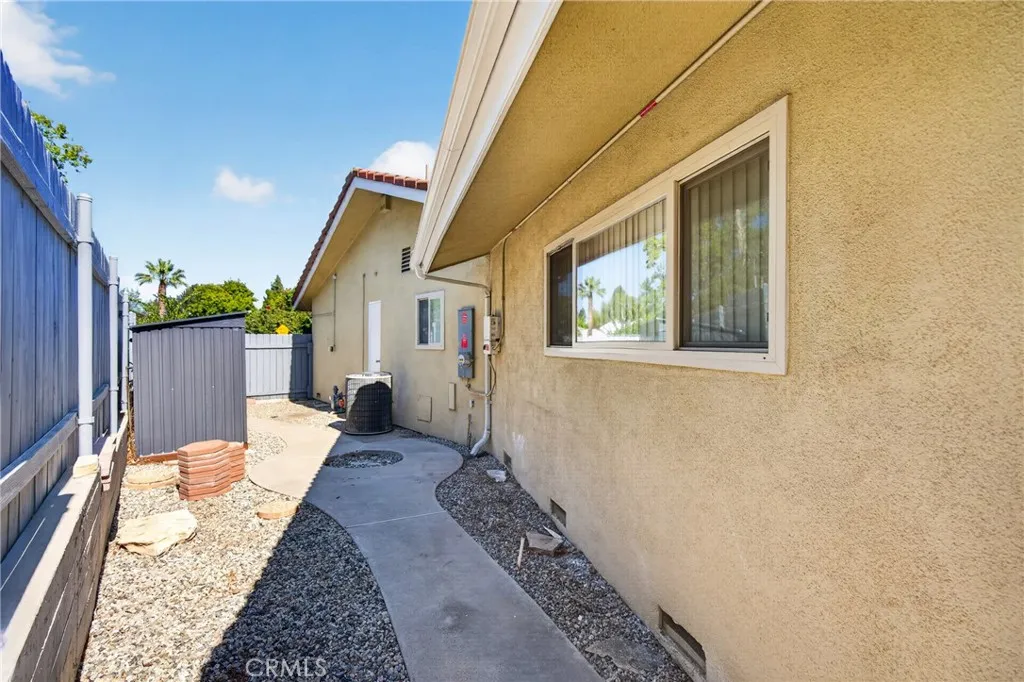main property photo 49